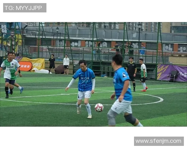 全国锦标赛回顾:杭州足球队展现出色耐力与团队精神的精彩表现