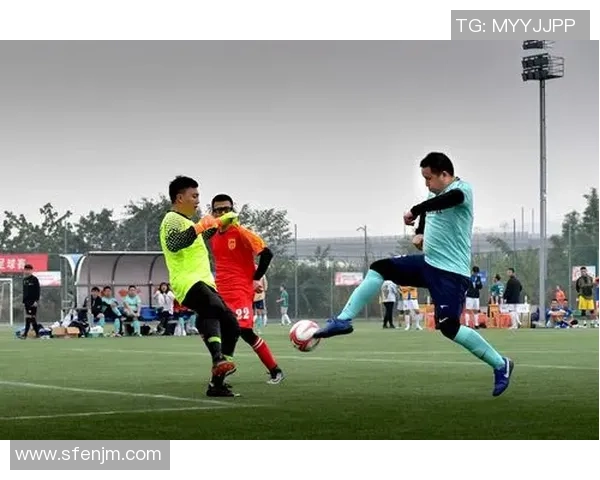 足球明星古烈治的传奇人生与场上风采全解析 足球明星古烈治的传奇人生与场上风采全解析